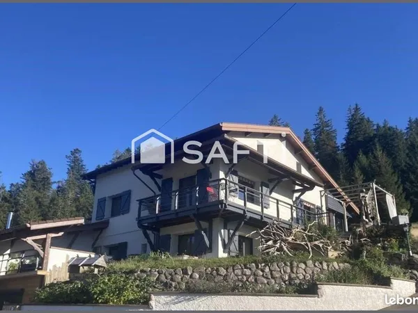 Propriété 8 pièces 280 m²