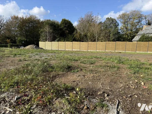 Terrain 373 m²