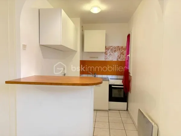 Studio 1 pièce 30 m²