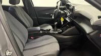 Peugeot 2008 1.2 100ch S&S Allure — photo 15