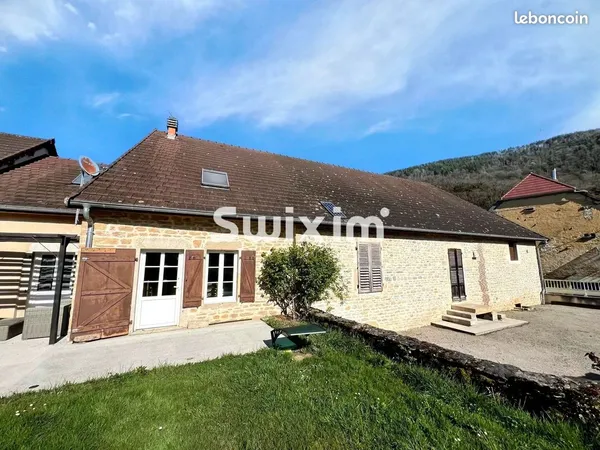 Maison 12 pièces 339 m²