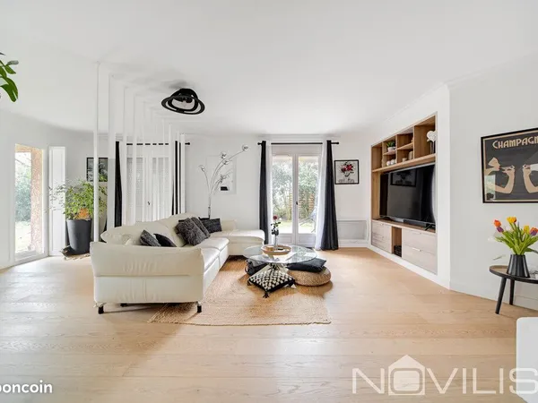 Maison 5 pièces 185 m²