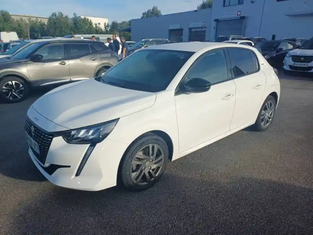 Peugeot 208 puretech 100 s&amp;s eat8
