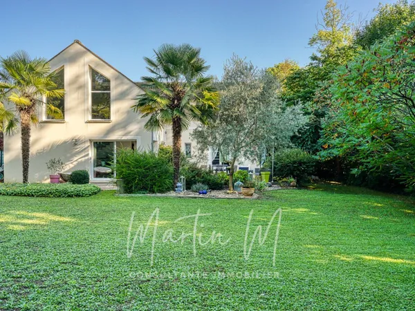 Villa d'Architecte d'Exception - Saint-Prix, secteur recherché