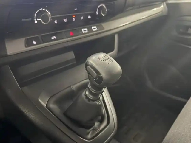 Opel Vivaro fgn diesel 120 ch m manuelle — photo 124