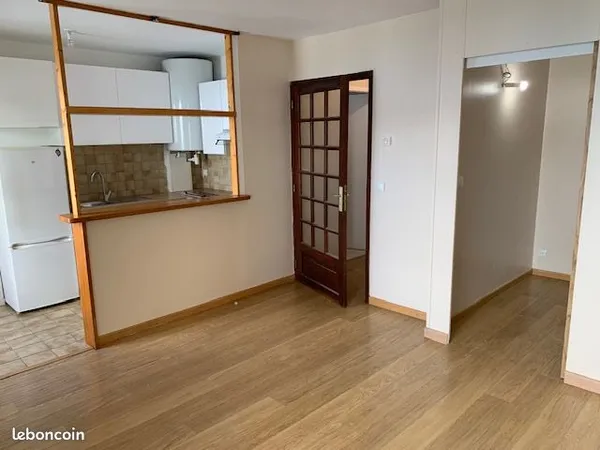 Studio à louer à plaisir