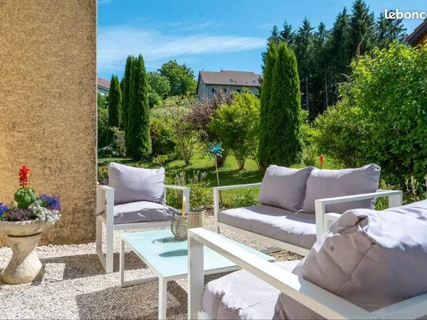 Spacieuse maison familiale de 130 m² habitables, terrain arboré de 20 ares