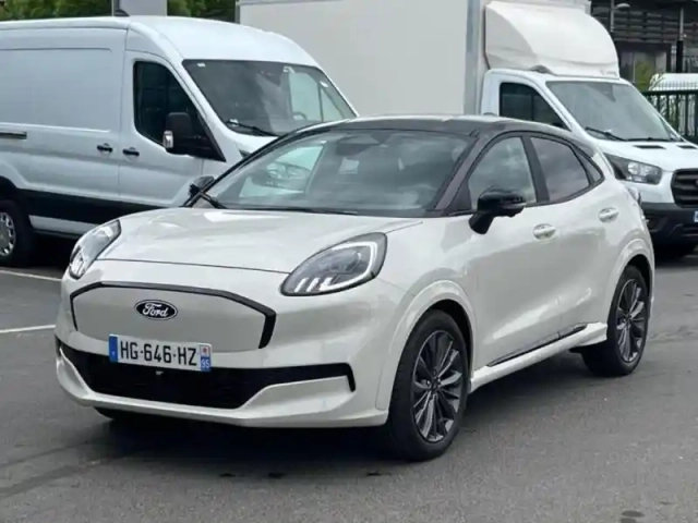 Ford Puma gen-e 168ch standard range 43 kwh sound edition