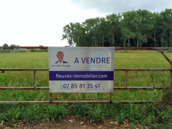 TERRAIN CONSTRUCTIBLE DE 1.500 m2