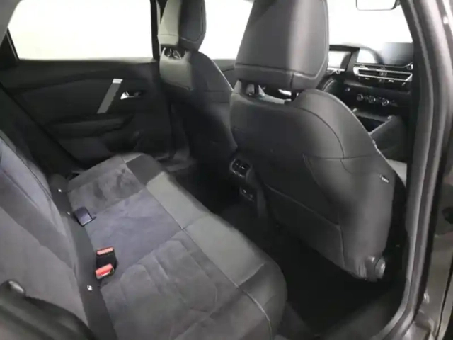 Citroën C4 puretech 130ch s&amp;s shine pack eat8 — photo 11