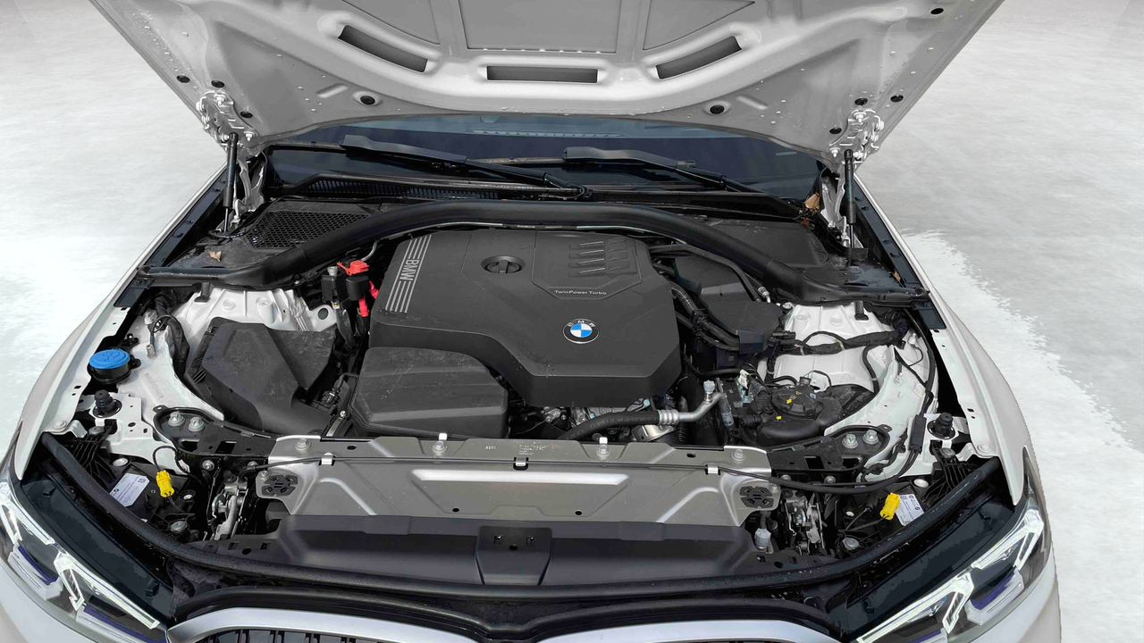 BMW Touring 318i 156 ch BVA8 — photo 20