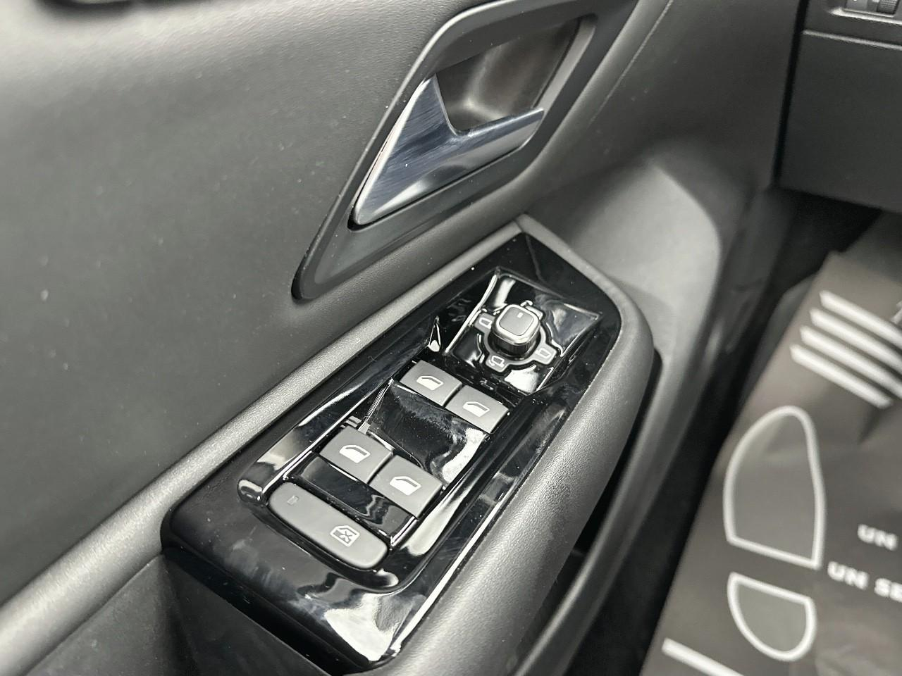 Citroën C5 X puretech 130 s&s eat8 shine — photo 16