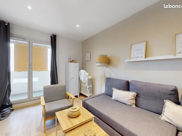 Chambre tout compris dans un grand appartement en collocation, grande terrasse, très lumineux