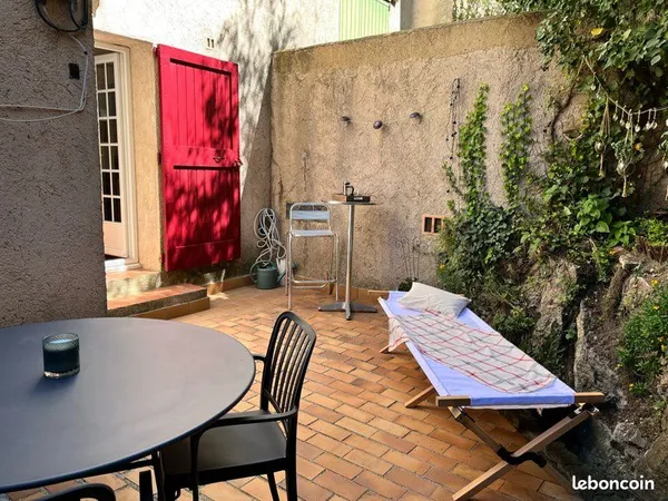 Studio 20 m2 avec terrasse proche cadarache