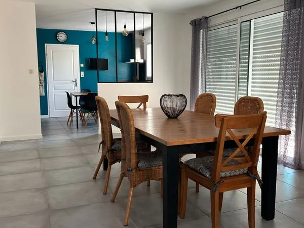 Maison familiale non mitoyenne 4 chambres