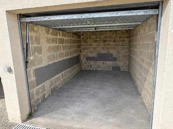 Box de stockage 12 m²