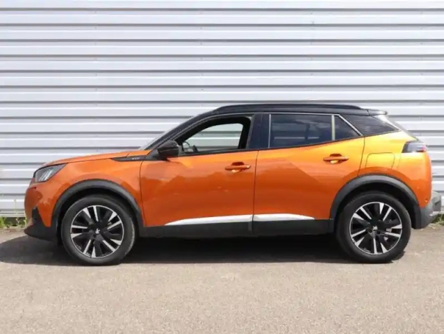 Peugeot 2008 1.2 puretech 130ch s&amp;s gt pack eat8 — photo 8