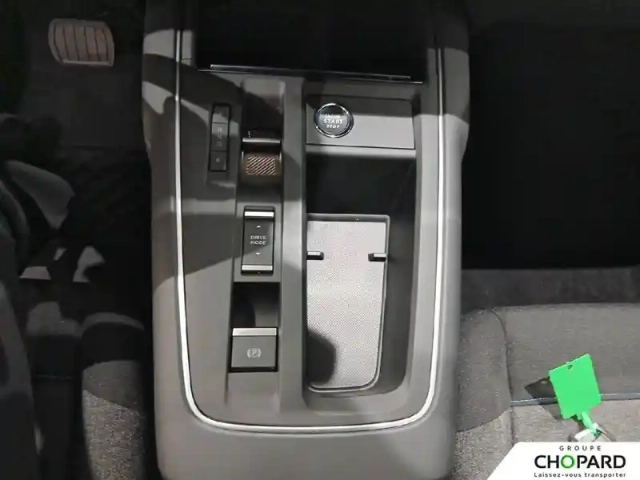 Citroën C5 Aircross hybride rechargeable 225 e-eat8 — photo 17