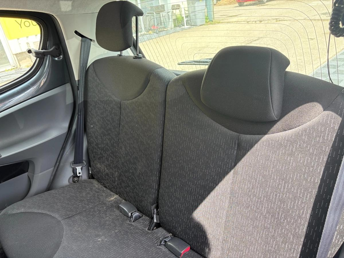 Peugeot 107 1.4 HDI 55 TRENDY occasion - Diesel - 2009 - 21 850 km - 4 490 € - Orgeval (Yvelines) 992786245192 — photo 11