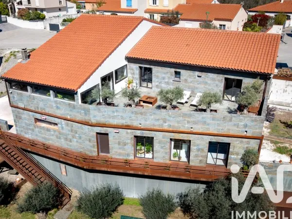 Maison 6 pièces 350 m²