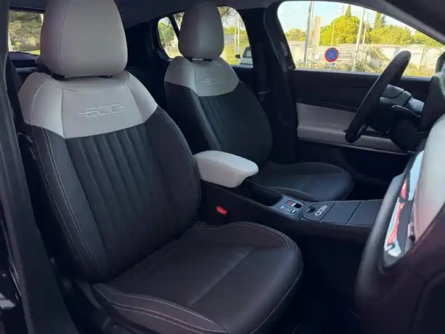 Fiat 600 e 156ch 54kwh la prima (certinergy 0? déduit) — photo 22