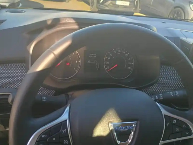 Dacia Sandero sce 65 - 22 — photo 26
