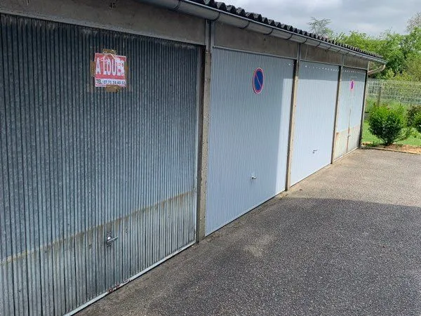 Stationnement Location Amilly   60€