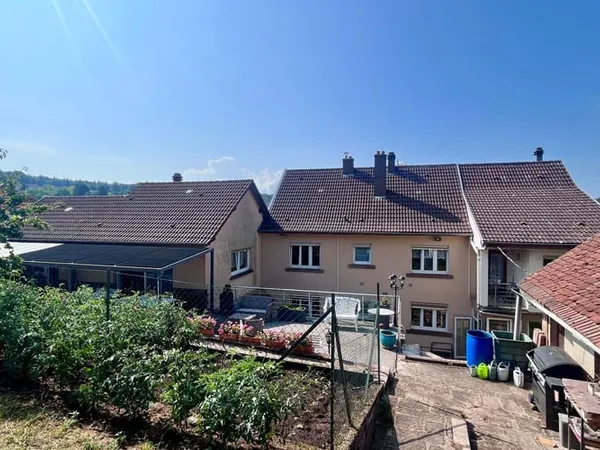 Maison 10 pièces 248 m²
