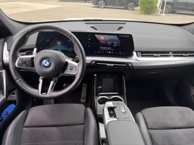 Bmw X1 iedrive20 204ch m sport — photo 3