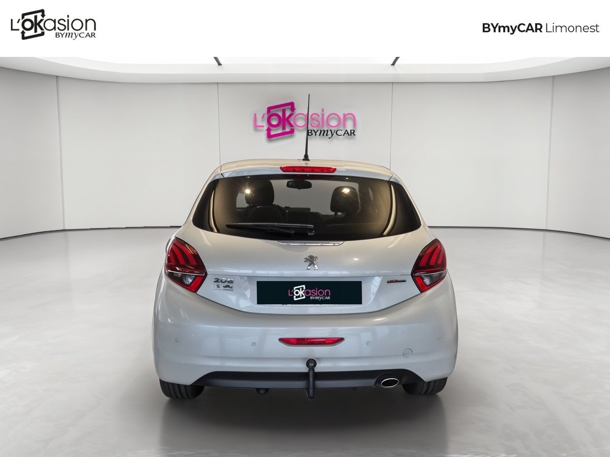 Peugeot 208 1.6 BlueHDi 100ch S&amp;S BVM5 — photo 4