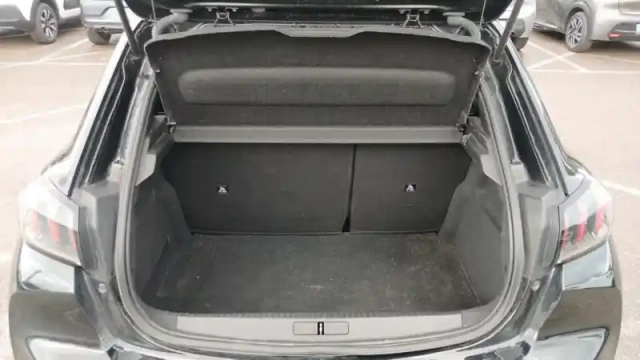 Peugeot 208 puretech 100 s&amp;s bvm6 — photo 9
