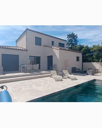 Villa 5 pièces 140m²