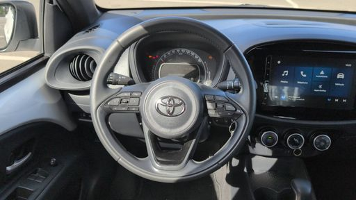 Toyota Aygo X 1.0 VVT-i 72 BVA5 - Dynamic – 2025 – 2454 km – Essence – Boîte Automatique — photo 29