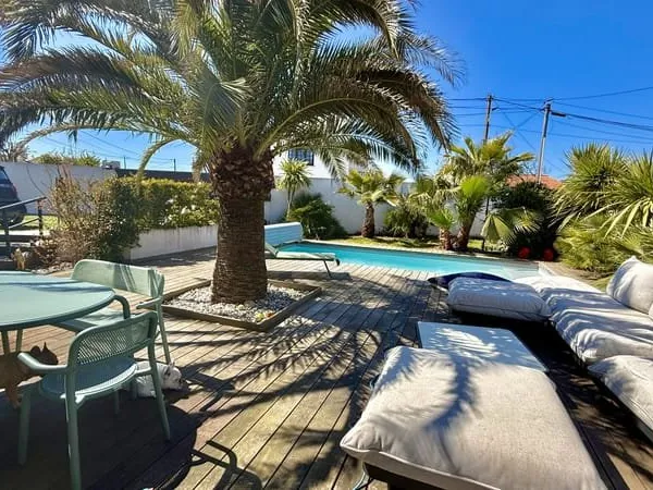 ROYAN VILLA CONTEMPORAINE DE 2022 avec PISCINE au prix de 87