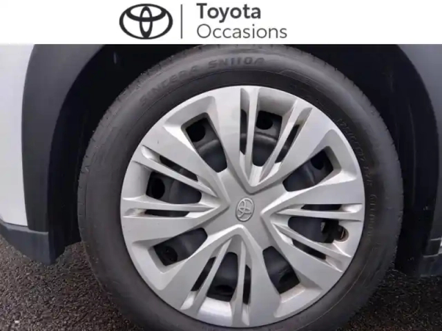 Toyota Aygo x 1.0 vvt-i 72ch dynamic s-cvt my23 — photo 4