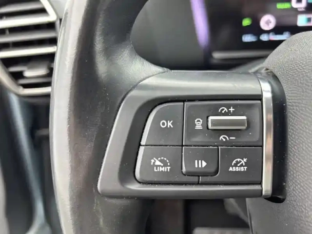 Citroën C4 e- 136 ch automatique — photo 18