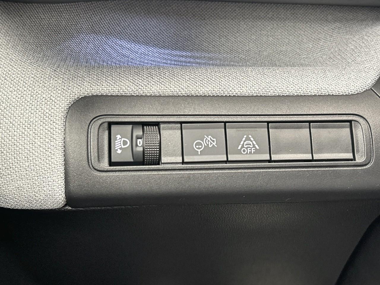 Citroën C3 Aircross hybride 145 ch aut plus — photo 20