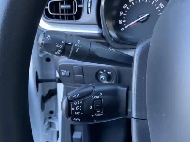 Citroën C3 iii puretech 83 s&amp;s bvm feel pack — photo 10