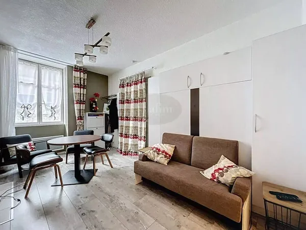 Immeuble 180 m²