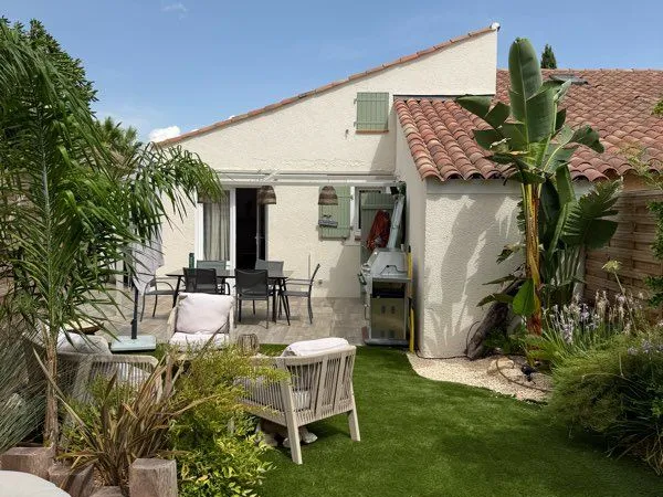 Location maison 39 m jardin + jaccuzi (2 mois)