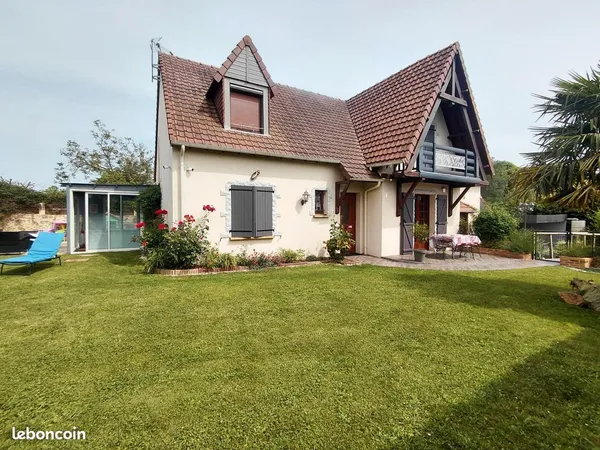 Maison 9 pièces 200 m²