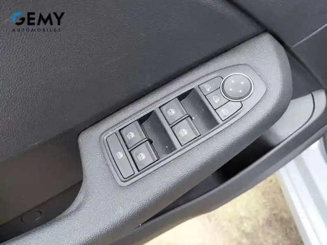 Renault Clio tce 90 — photo 42