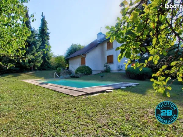 Maison 5 pièces 130 m²
