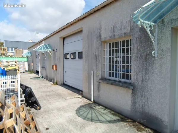 LOCAL ARTISANAL DE 150m²