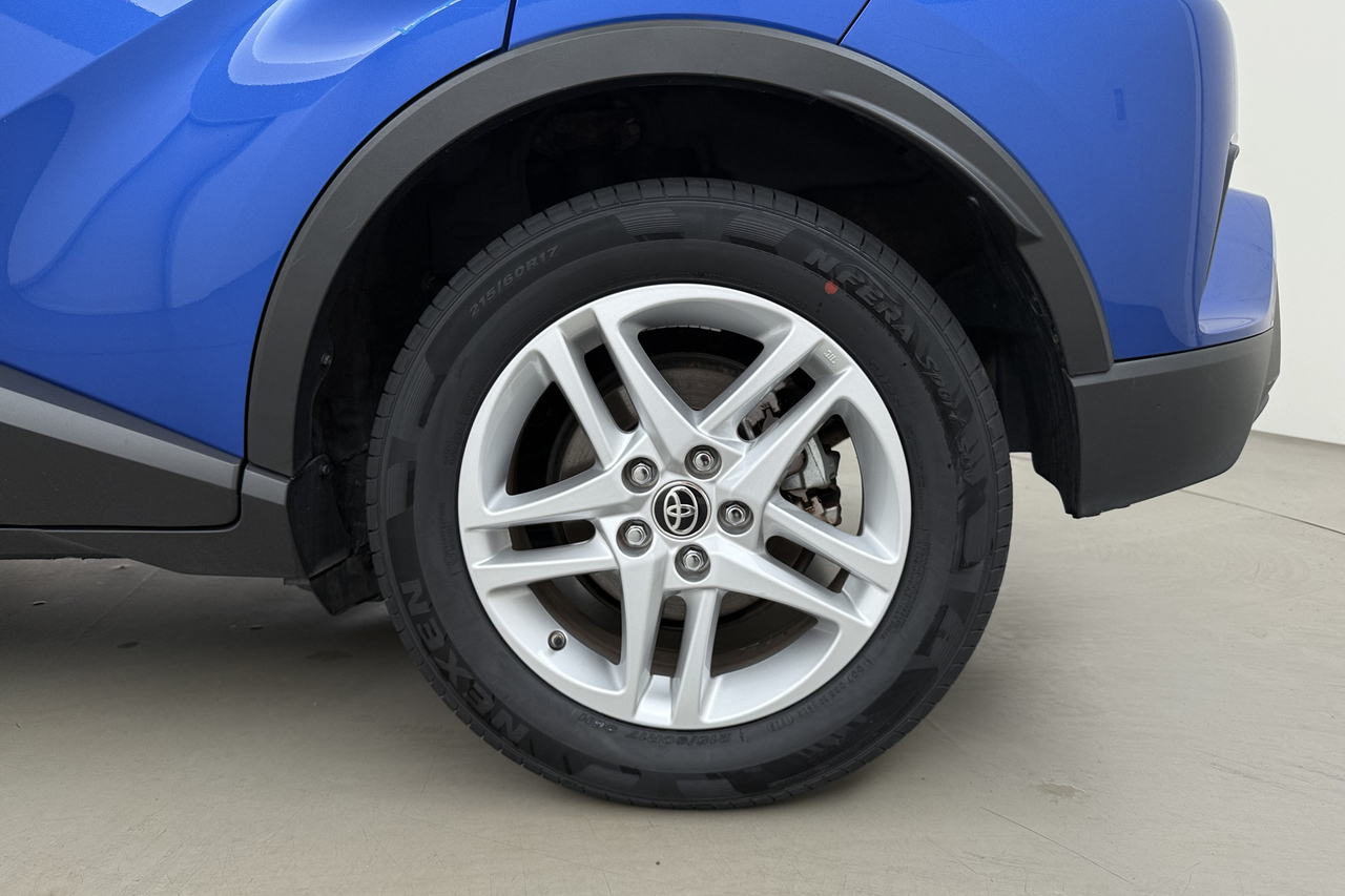 Toyota C-HR — photo 6