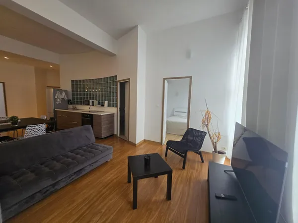 Appartement 4 pièces 143 m²