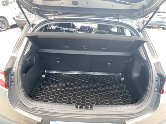 Kia Stonic 1.0 t-gdi 100 ch dct7 — photo 18