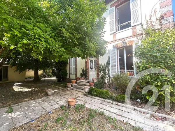 Maison 5 pièces 166 m²