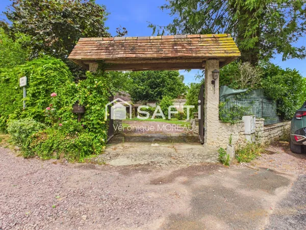 Belle opportunité avec vaste terrain