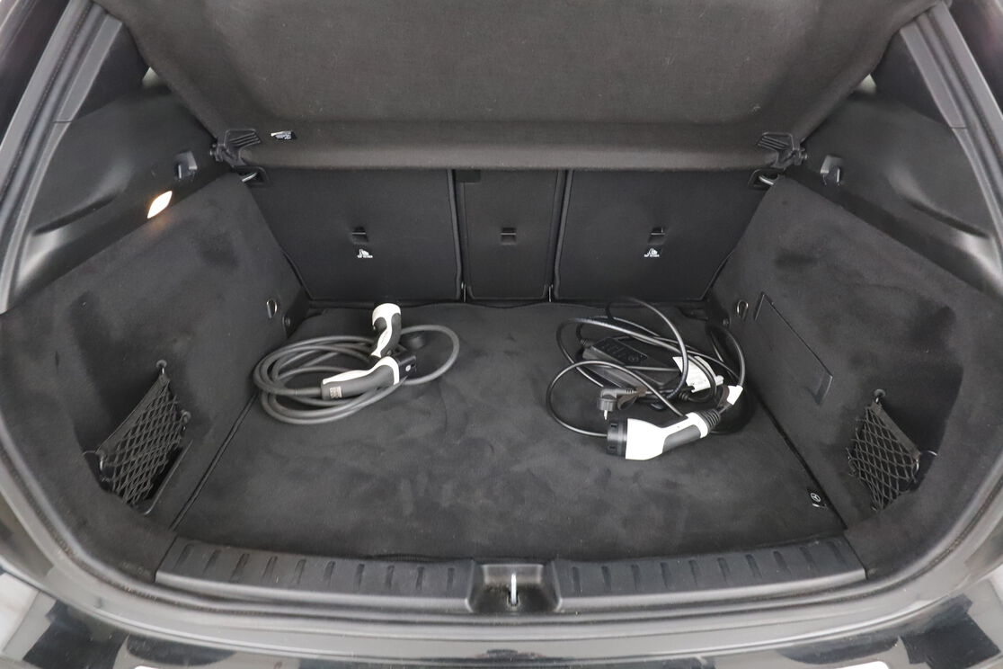 Mercedes-Benz GLA 250 e Progressive Line 8G-DCT — photo 16